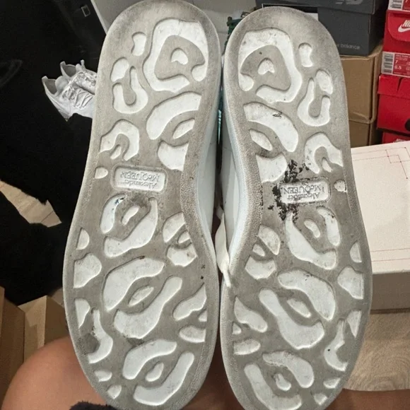 Designer Alexander Mcqueen sneakers